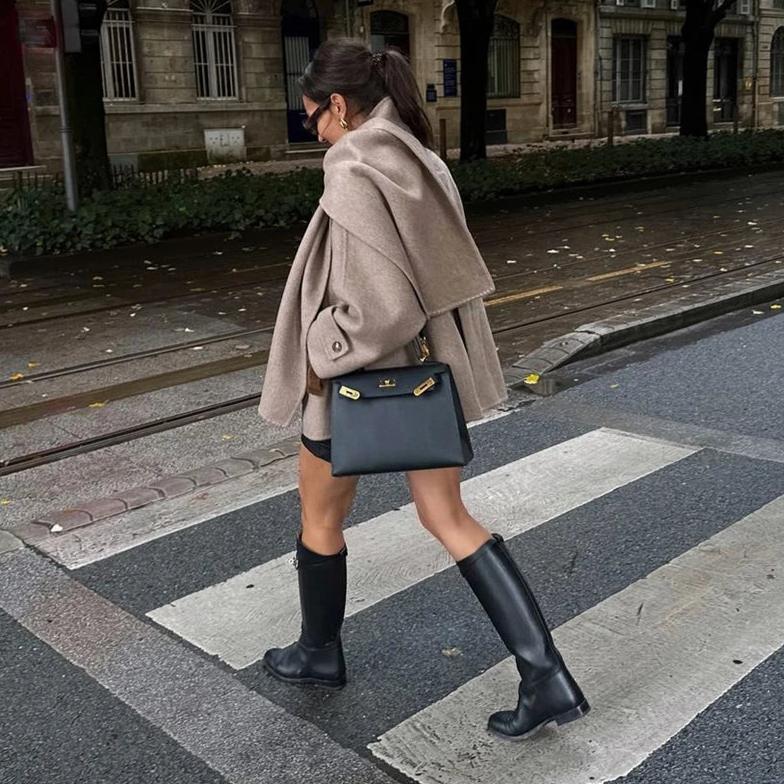 ELENA Oversized Sjaal-Kraag Jas