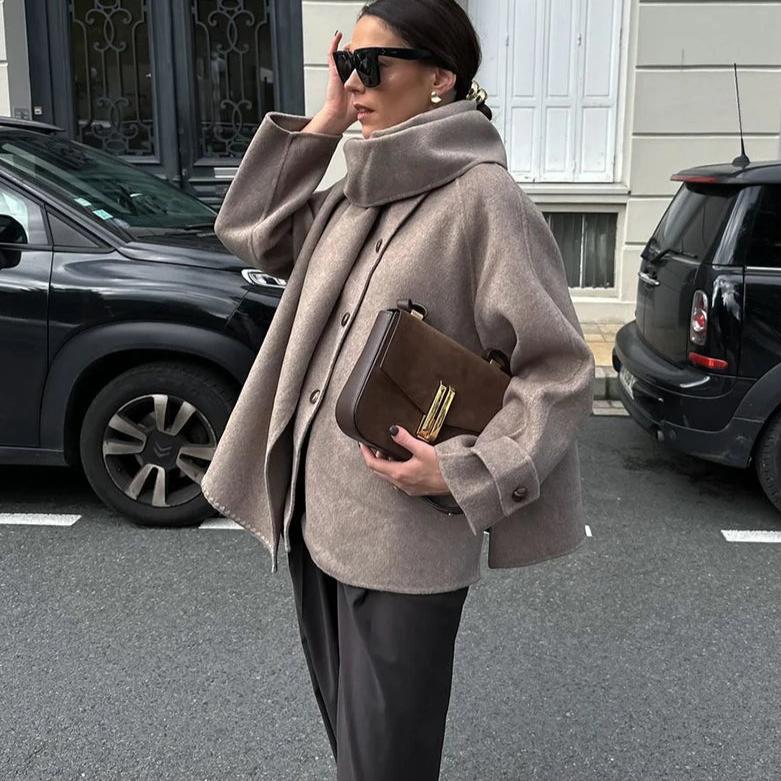 ELENA Oversized Sjaal-Kraag Jas